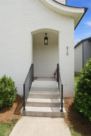 610 45th Ave, N Nashville TN 37209