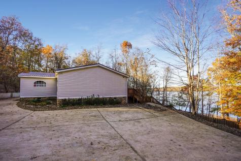 143 Saline Trail Dover TN 37058