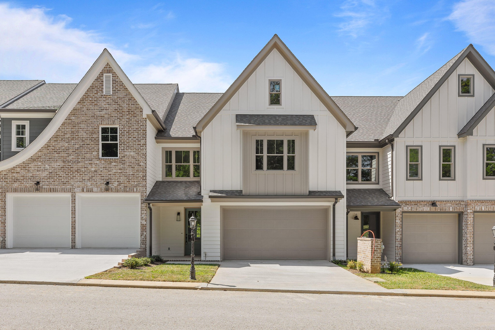 9702 Dutton Lane Ooltewah TN 37363