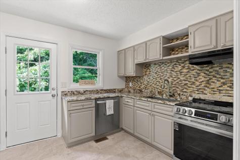 5 E Wotring Street Rossville GA 30741