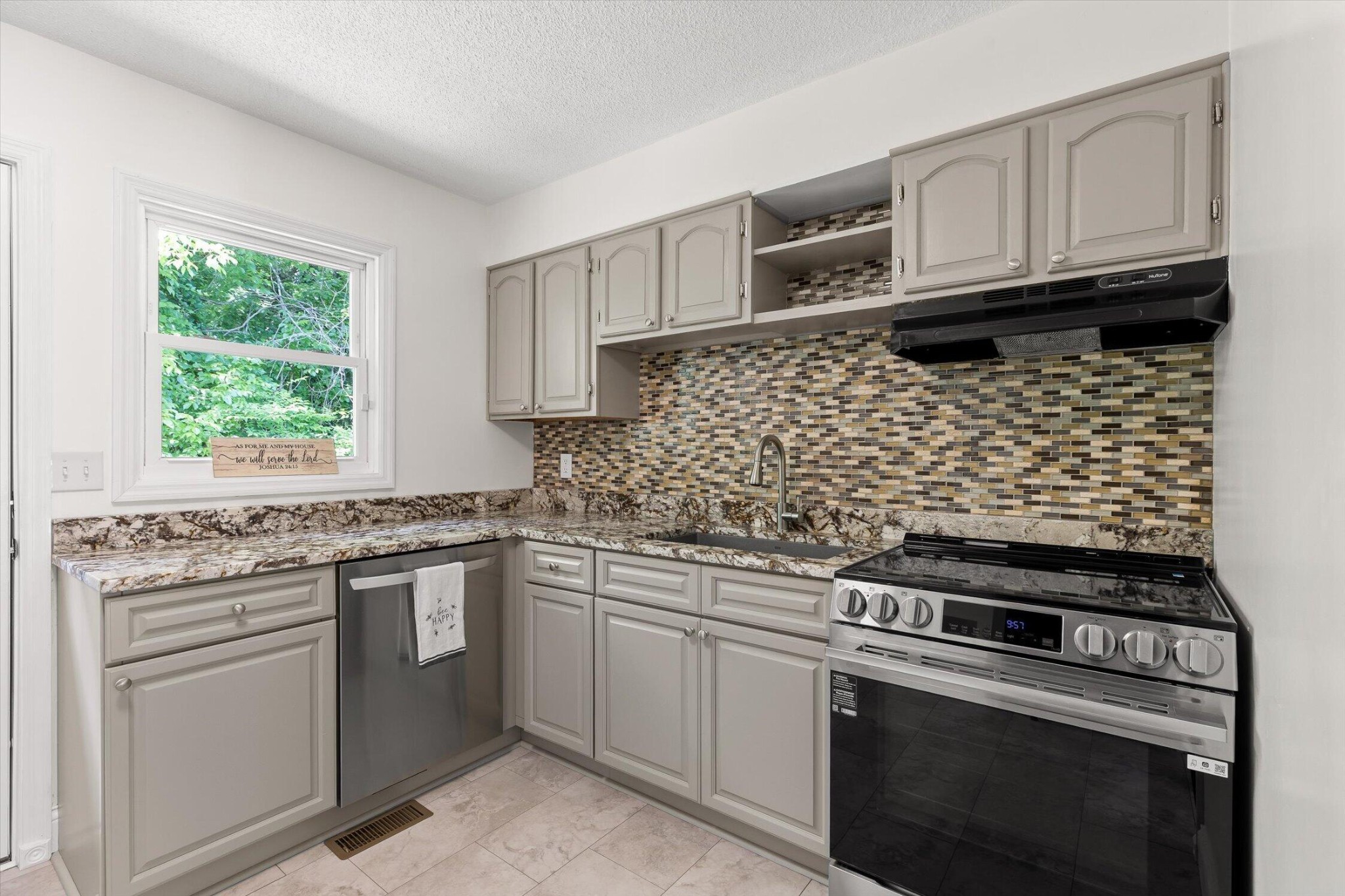 5 E Wotring Street Rossville GA 30741
