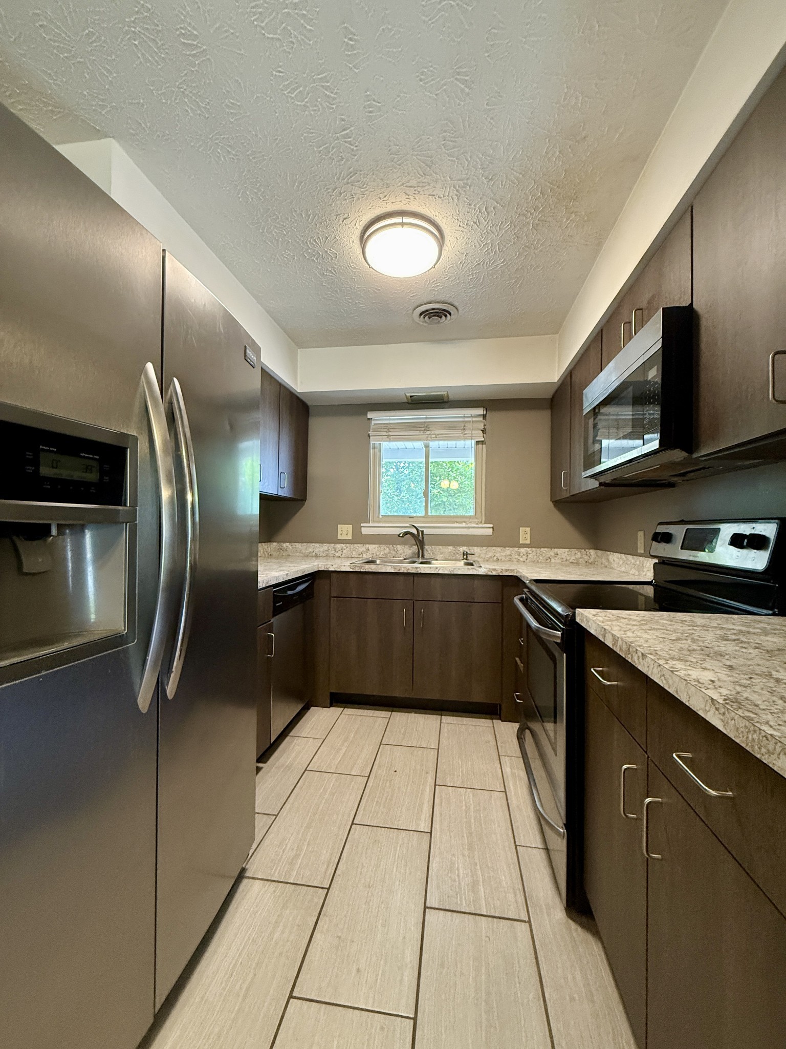 2169 Highway 41, S Greenbrier TN 37073