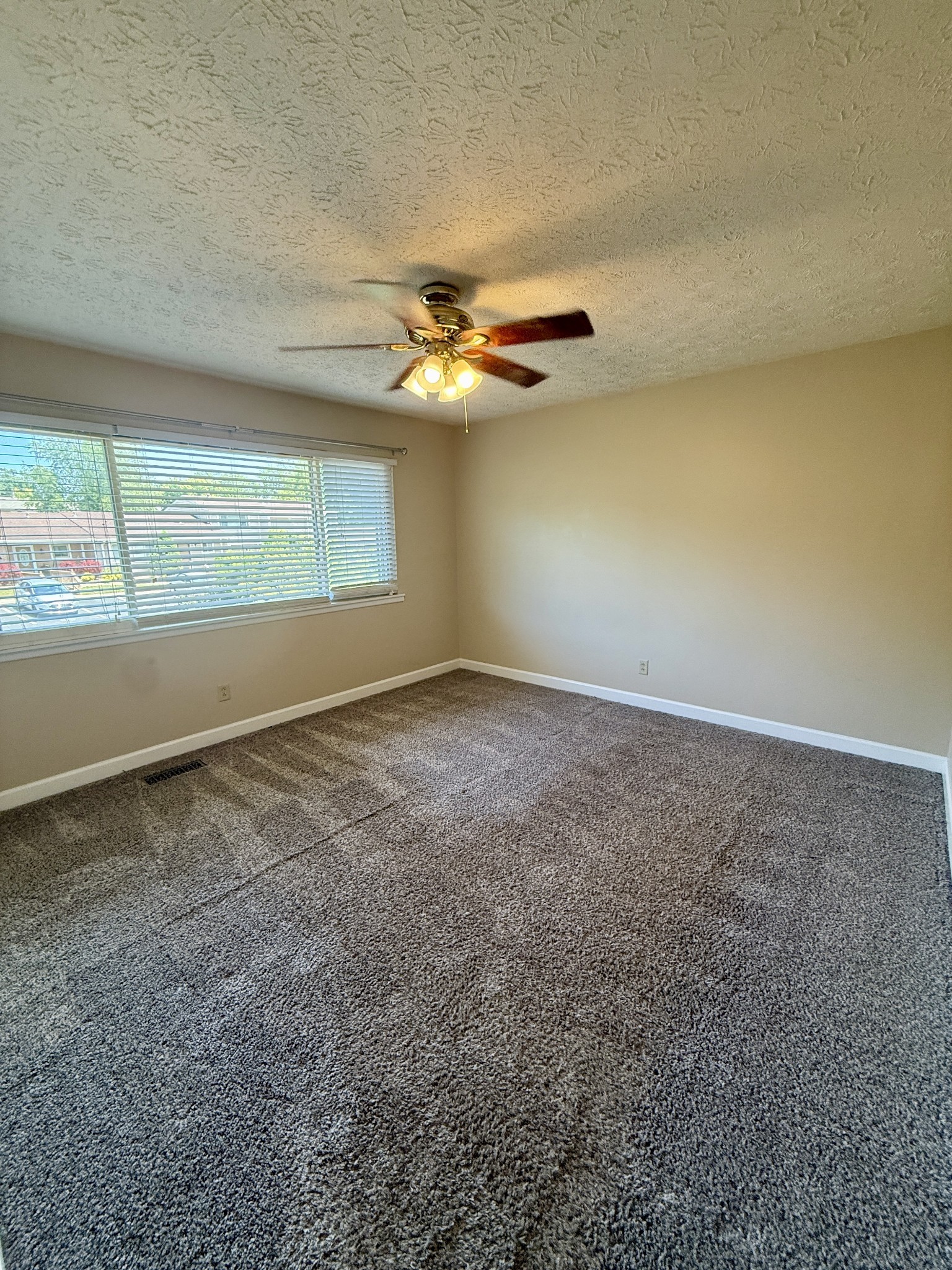 2169 Highway 41, S Greenbrier TN 37073