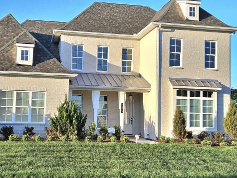 7025 Lampkins Crossing Dr, N College Grove TN 37046