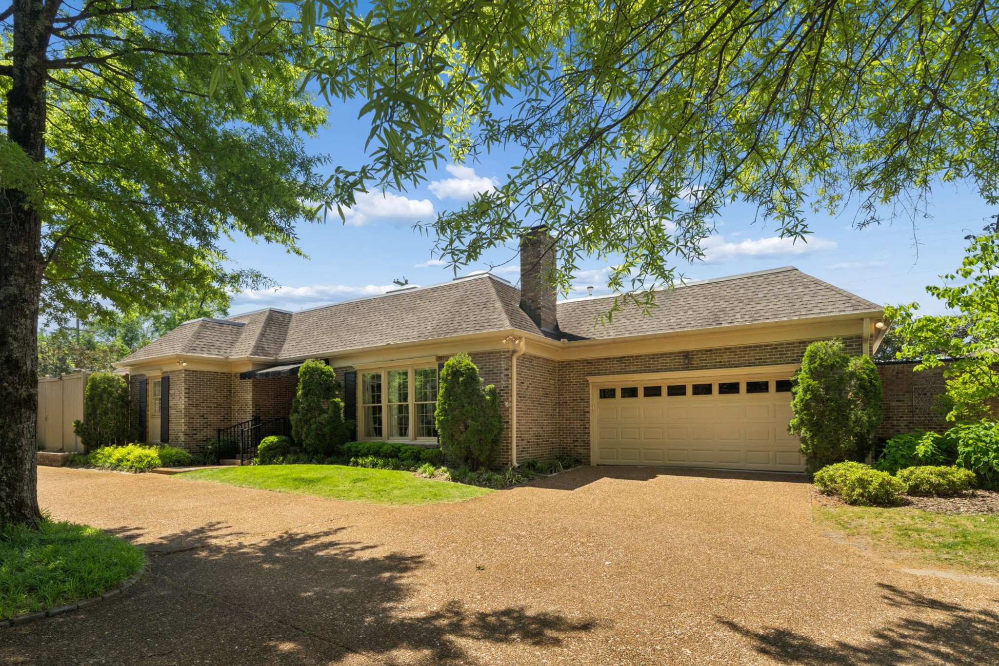 2723 Abbott Martin Road Nashville TN 37215