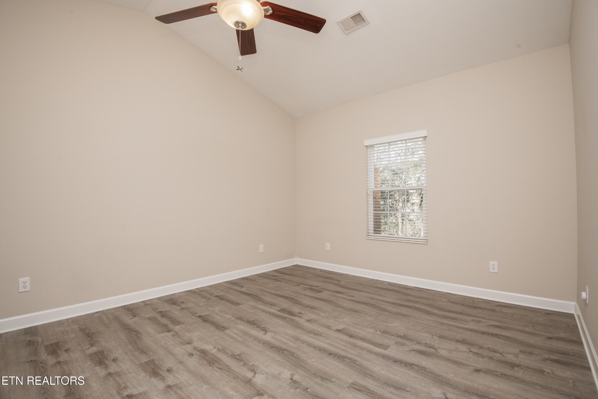 364 Battlecreek Way Lenoir City TN 37772