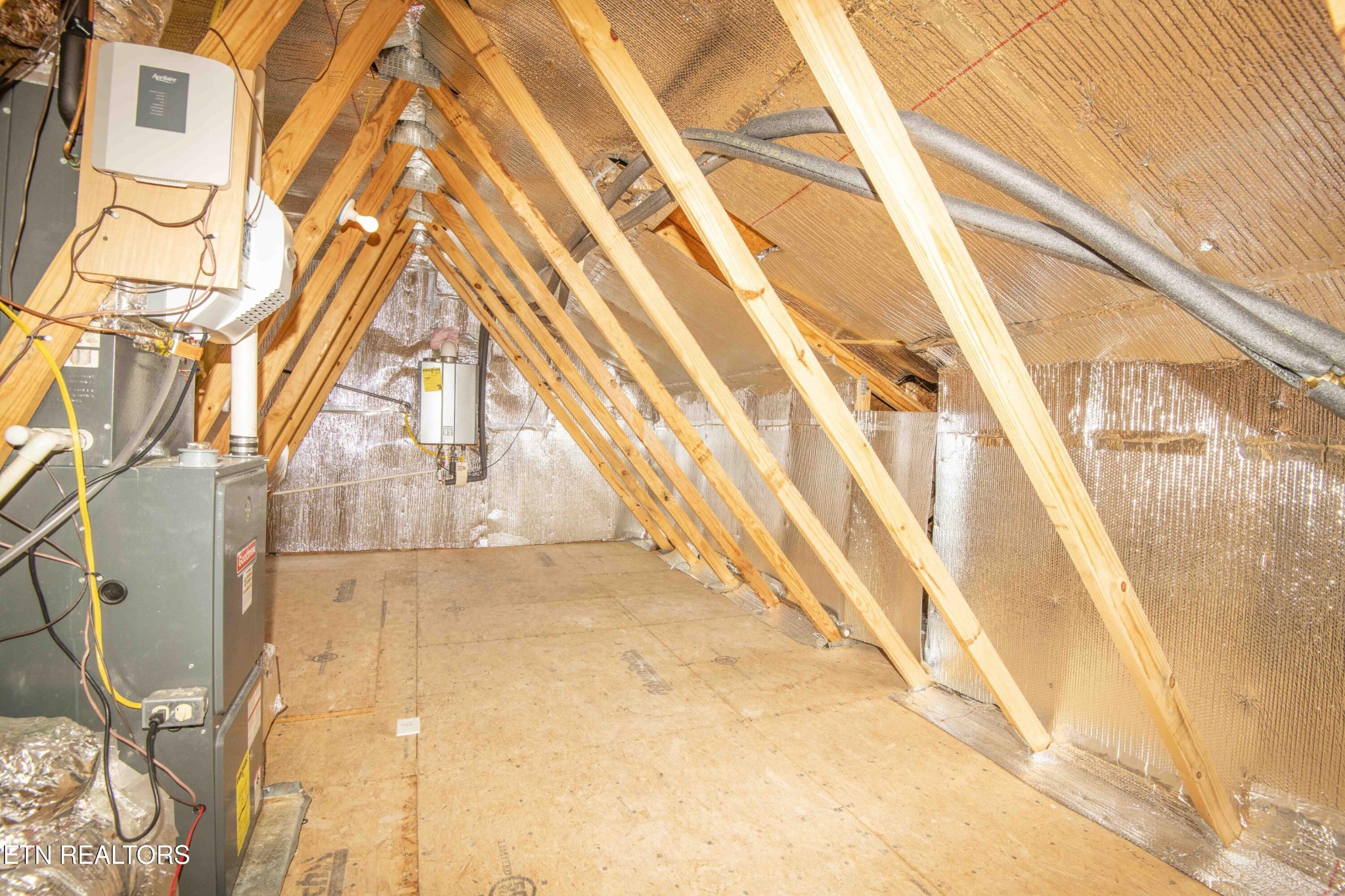 364 Battlecreek Way Lenoir City TN 37772