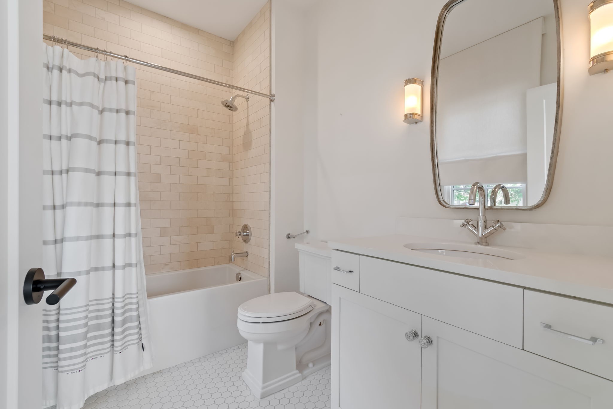 519 Chesterfield Avenue Nashville TN 37212