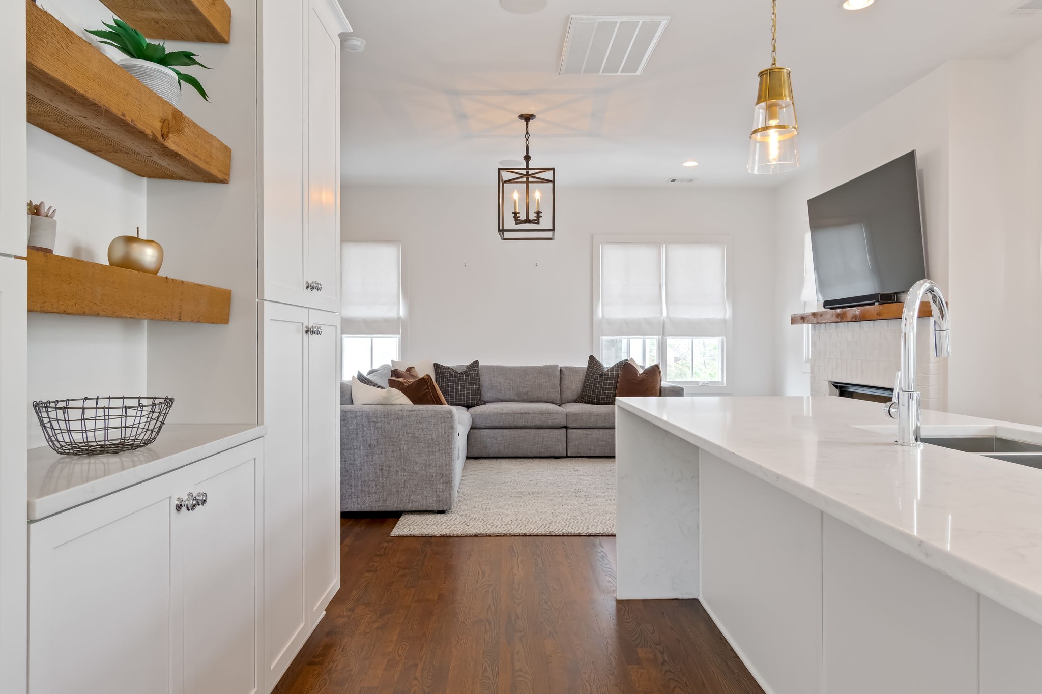 519 Chesterfield Avenue Nashville TN 37212