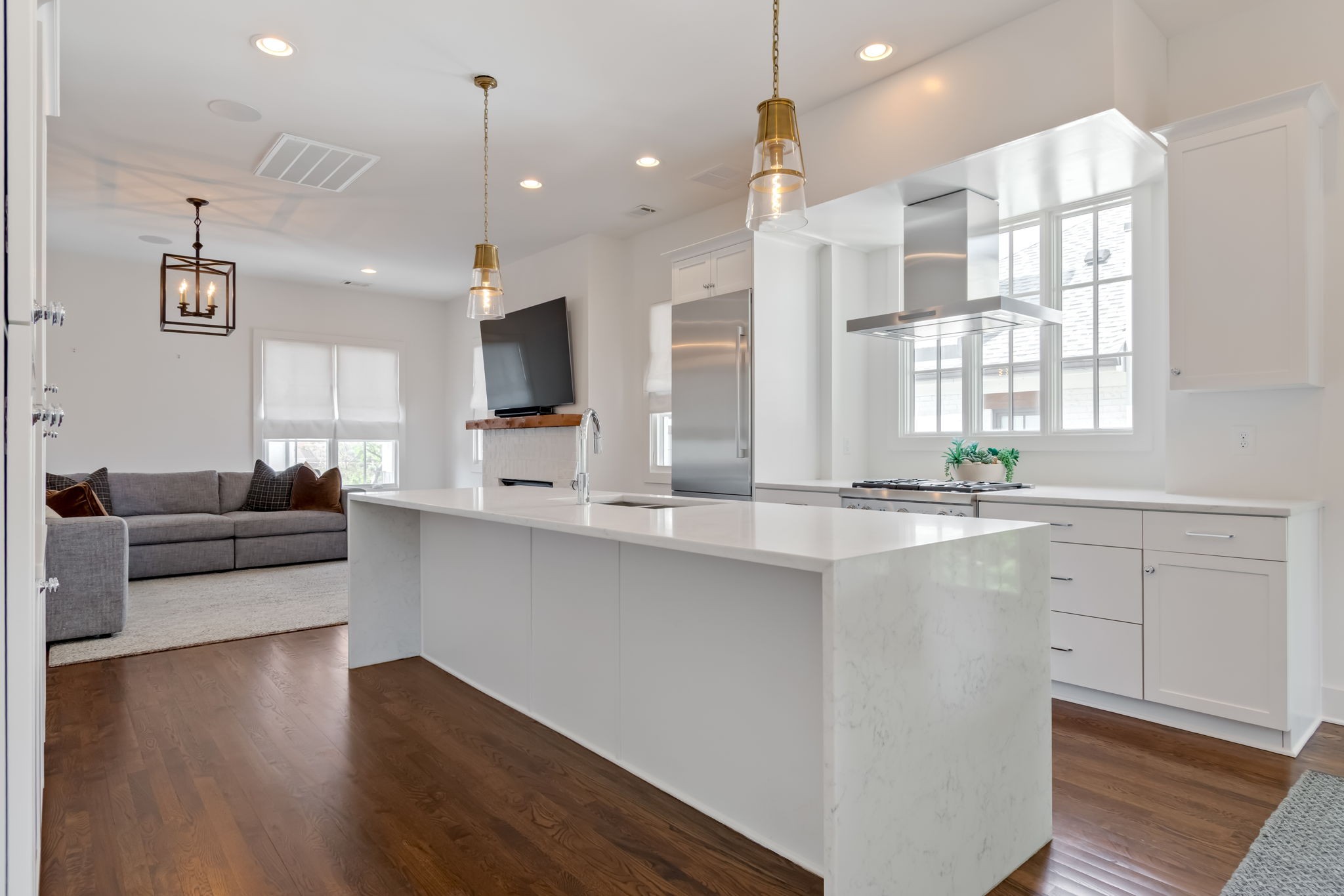 519 Chesterfield Avenue Nashville TN 37212