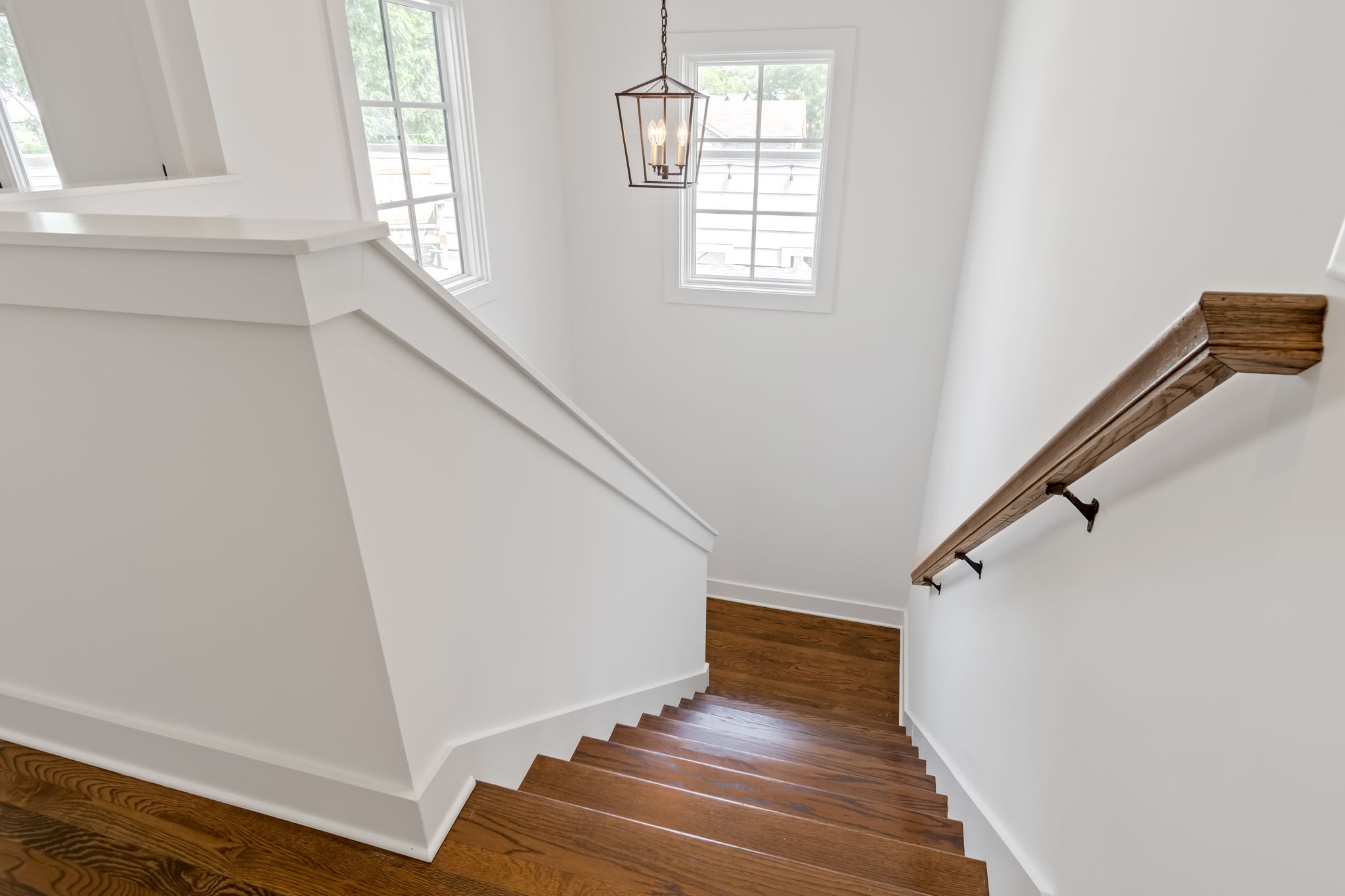 519 Chesterfield Avenue Nashville TN 37212