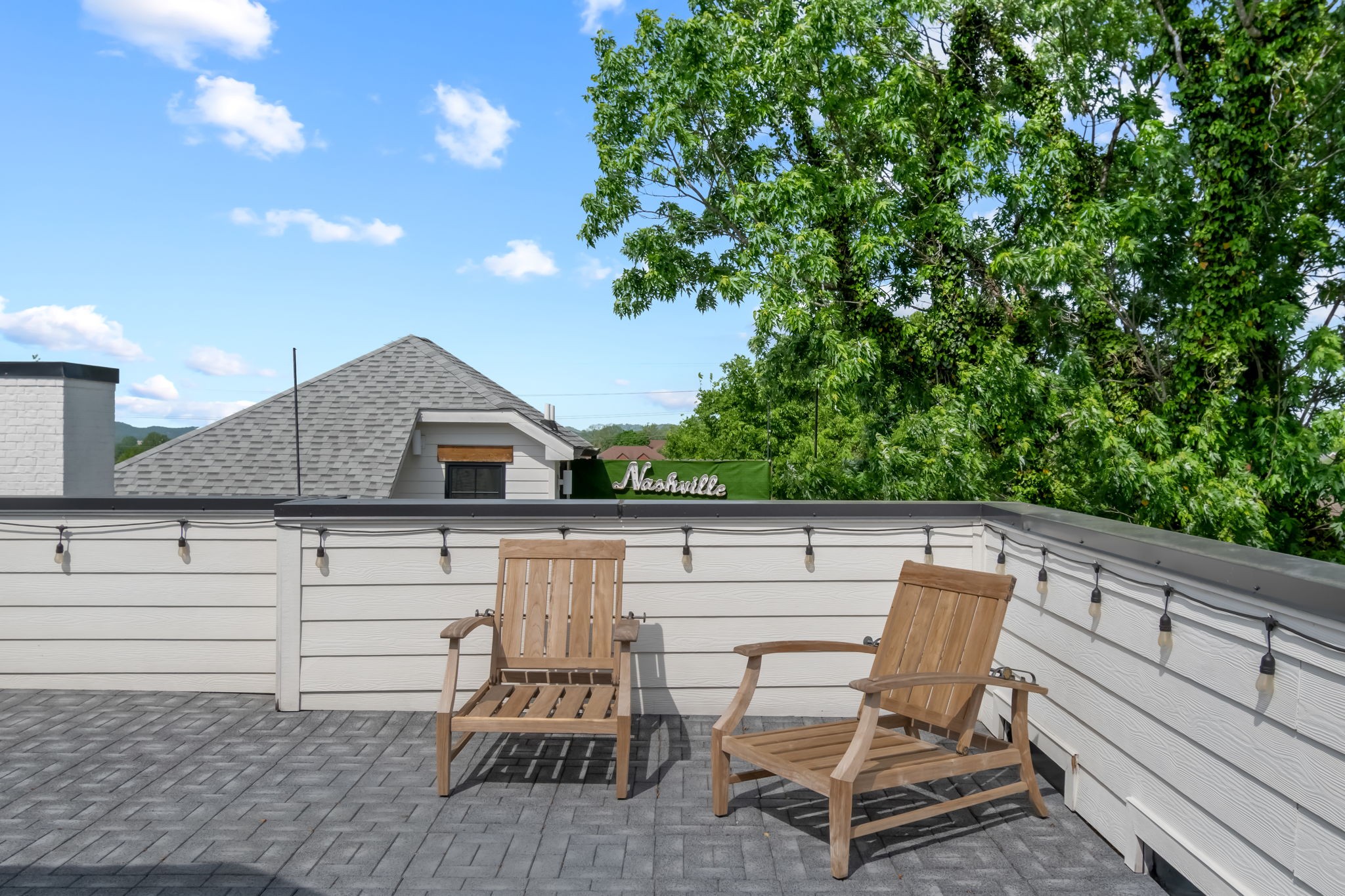 519 Chesterfield Avenue Nashville TN 37212