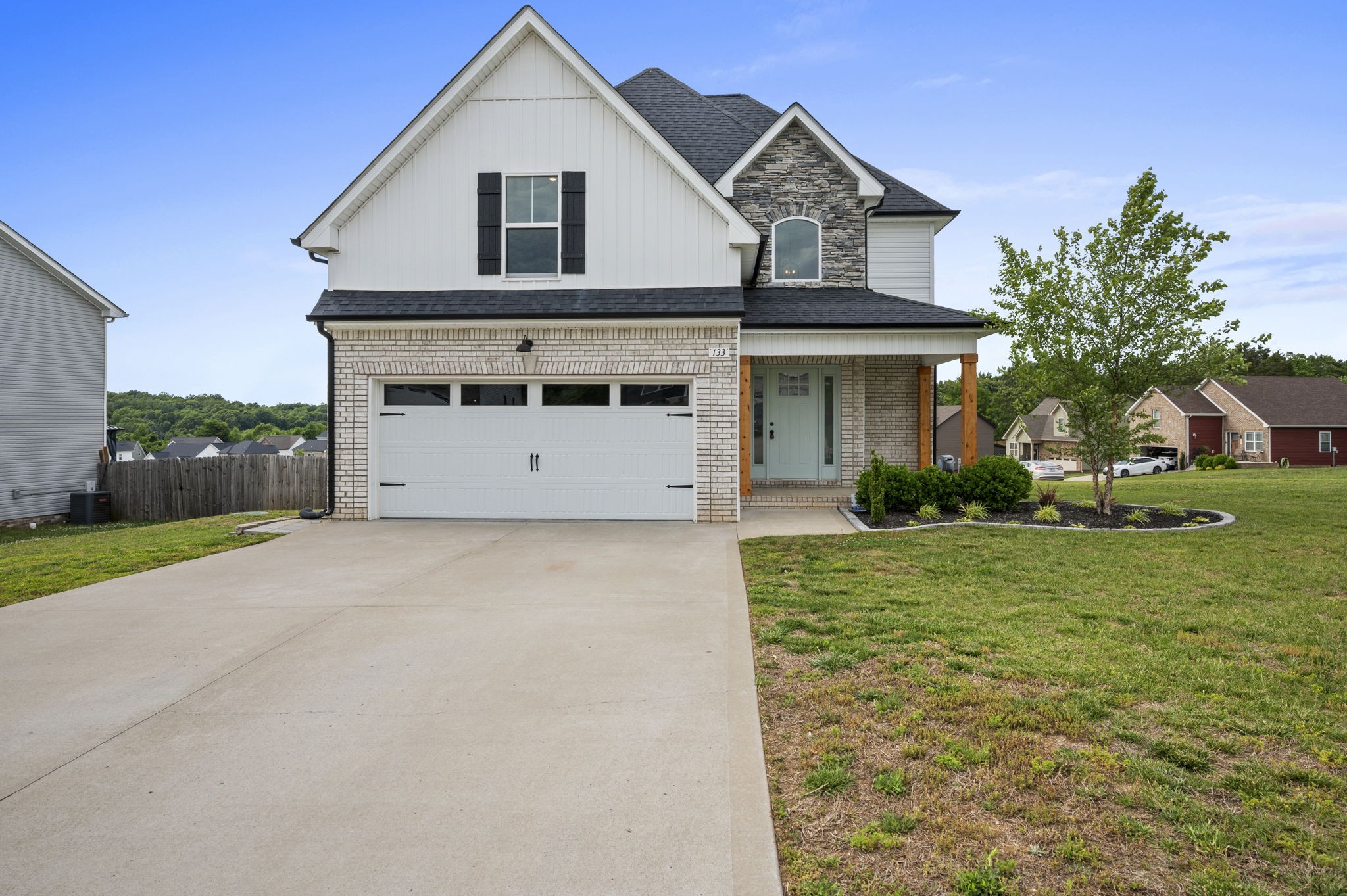 133 Tomahawk Point Clarksville TN 37040