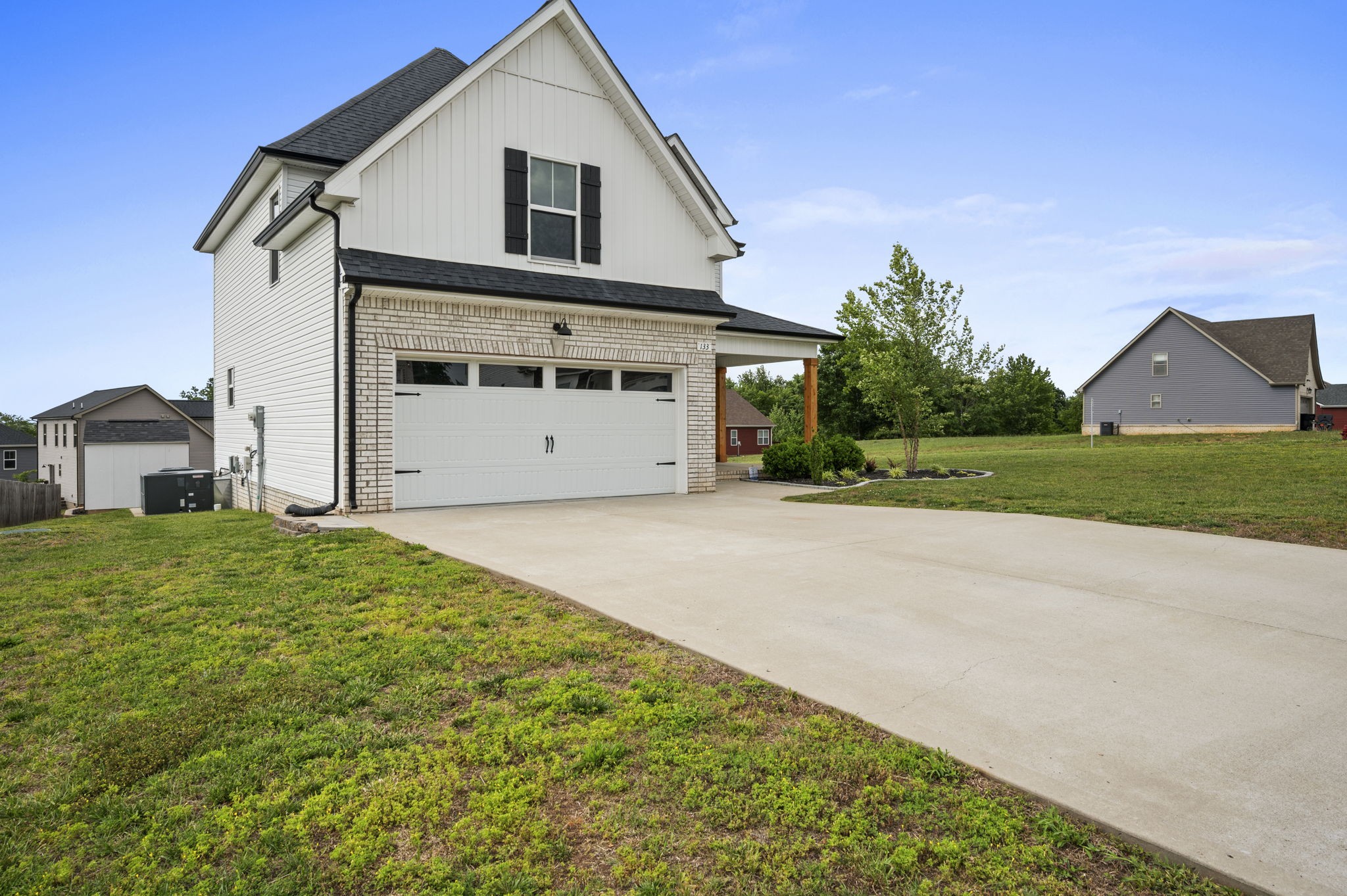 133 Tomahawk Point Clarksville TN 37040