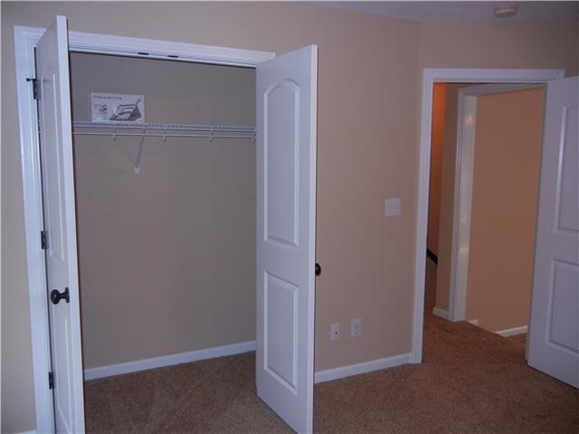 1252 Chinook Circle Clarksville TN 37042