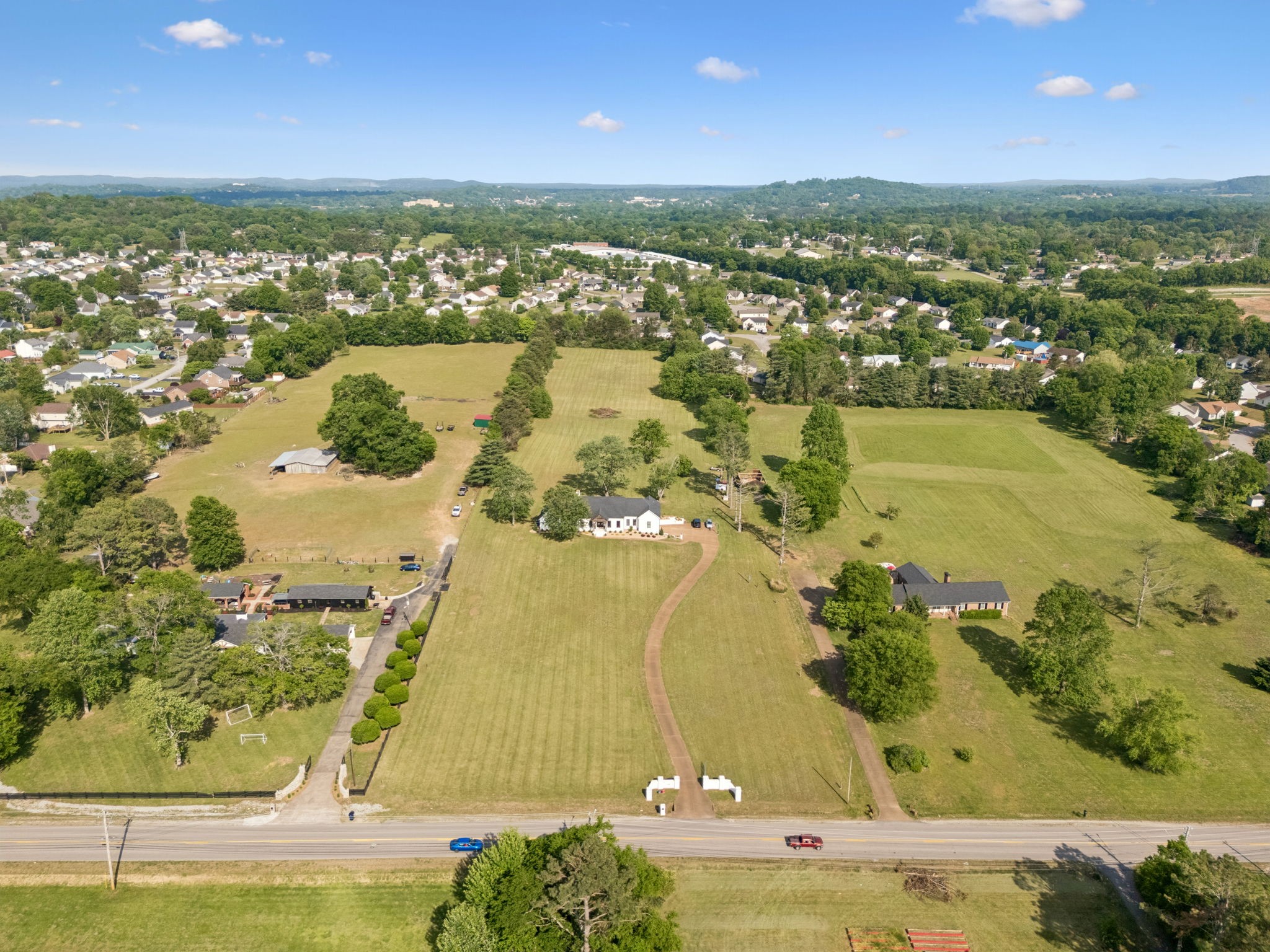 418 Rutherford Lane Columbia TN 38401