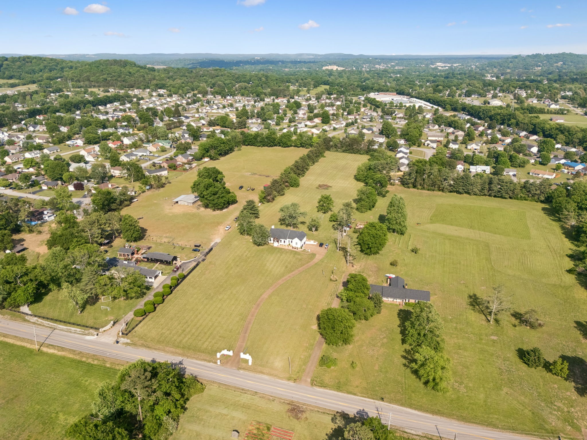 418 Rutherford Lane Columbia TN 38401