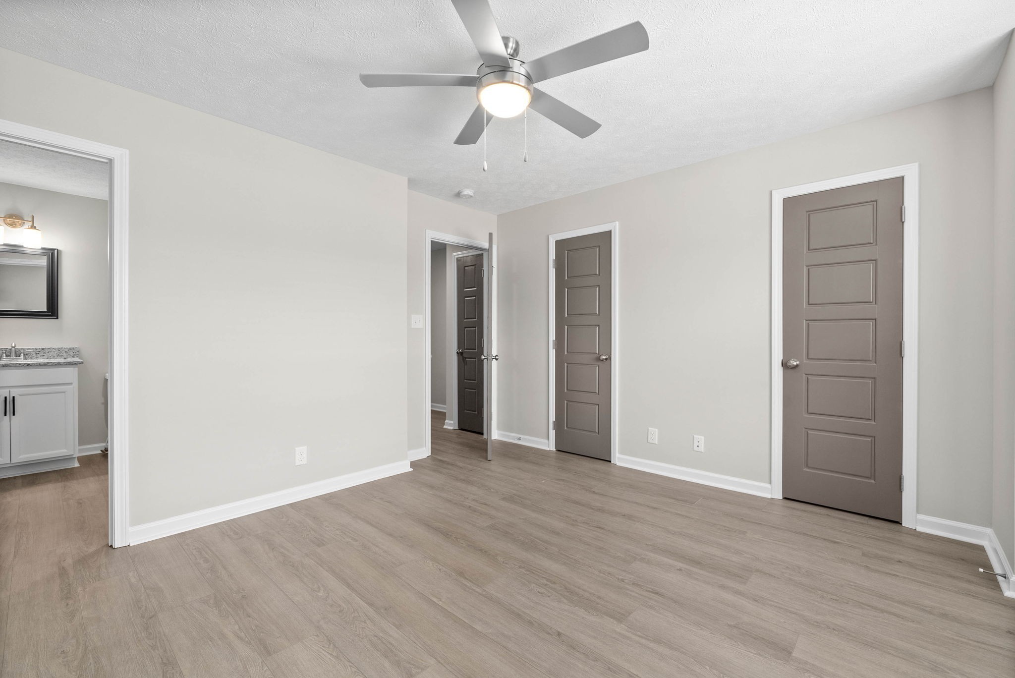 315 Longshadow Trail Clarksville TN 37043