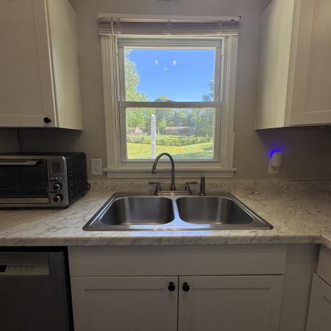10135 W Oak Drive Bon Aqua TN 37025