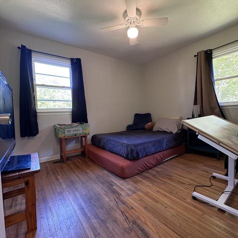10135 W Oak Drive Bon Aqua TN 37025