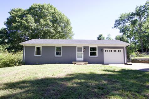 10135 W Oak Drive Bon Aqua TN 37025
