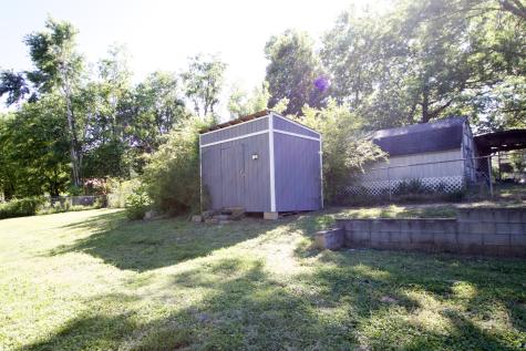 10135 W Oak Drive Bon Aqua TN 37025