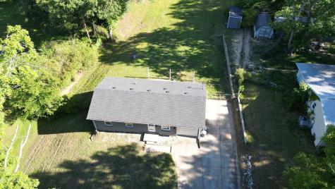 10135 W Oak Drive Bon Aqua TN 37025