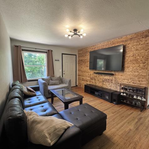 10135 W Oak Drive Bon Aqua TN 37025