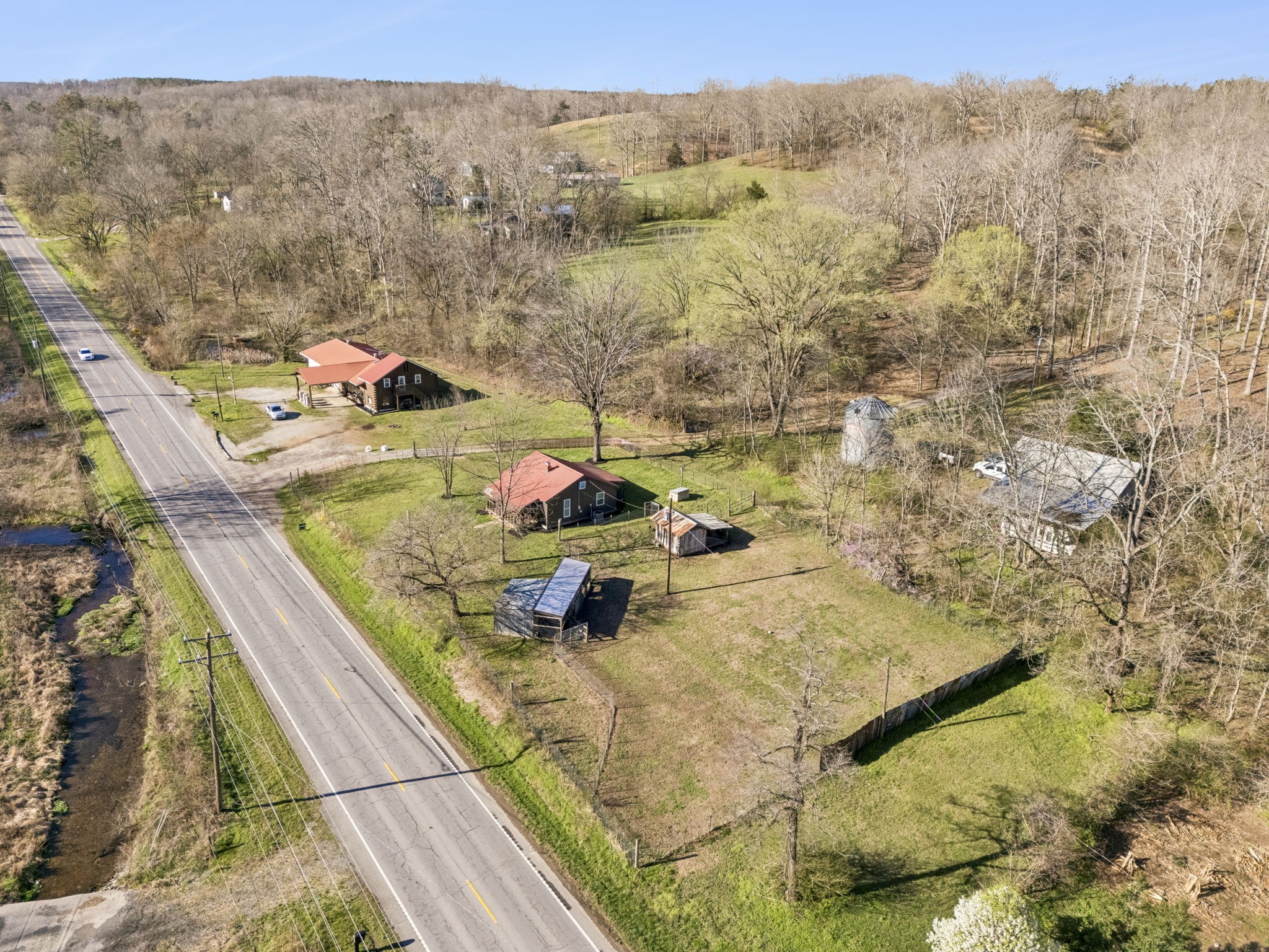 852 Highway 100, W Centerville TN 37033