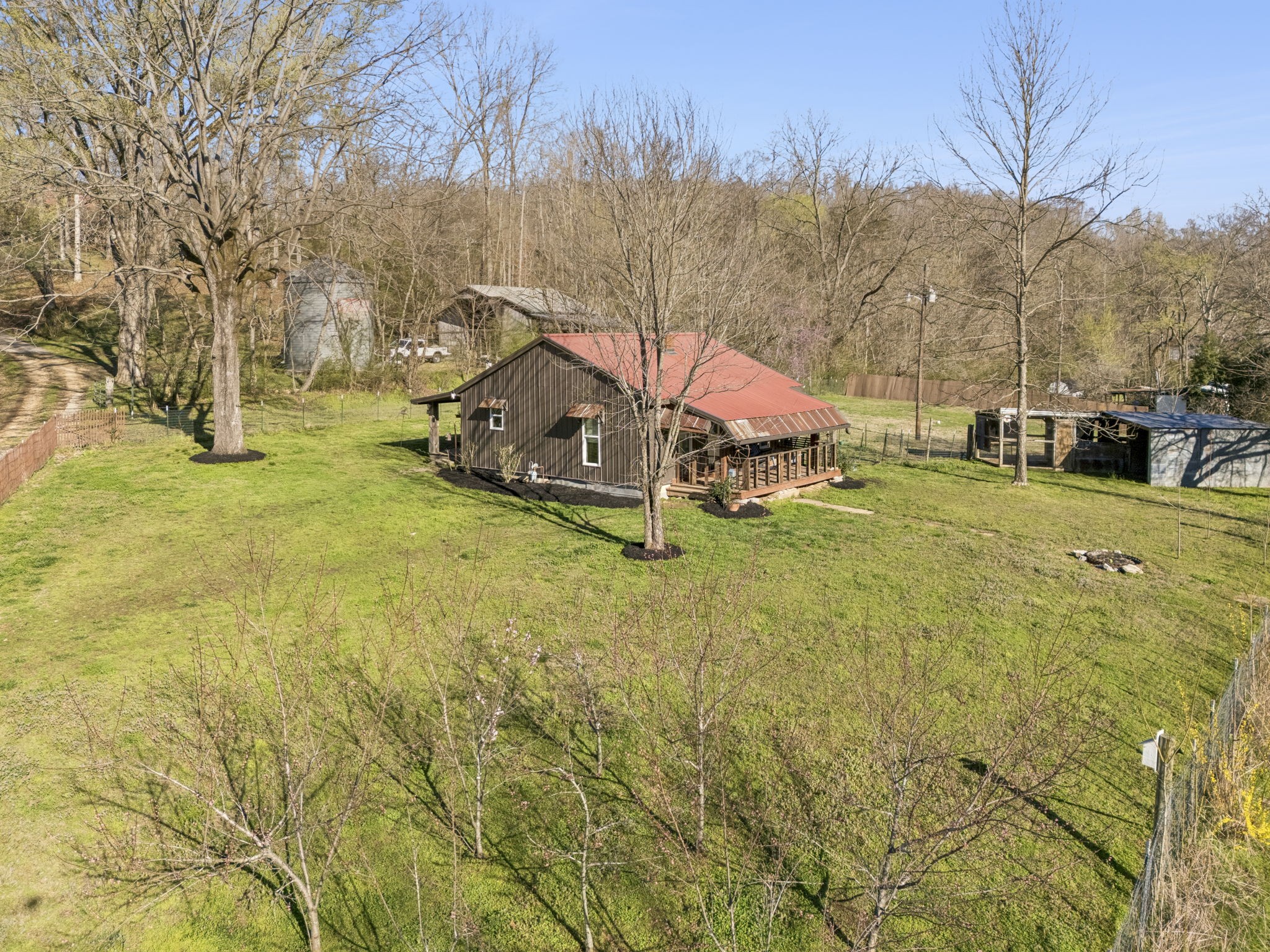 852 Highway 100, W Centerville TN 37033