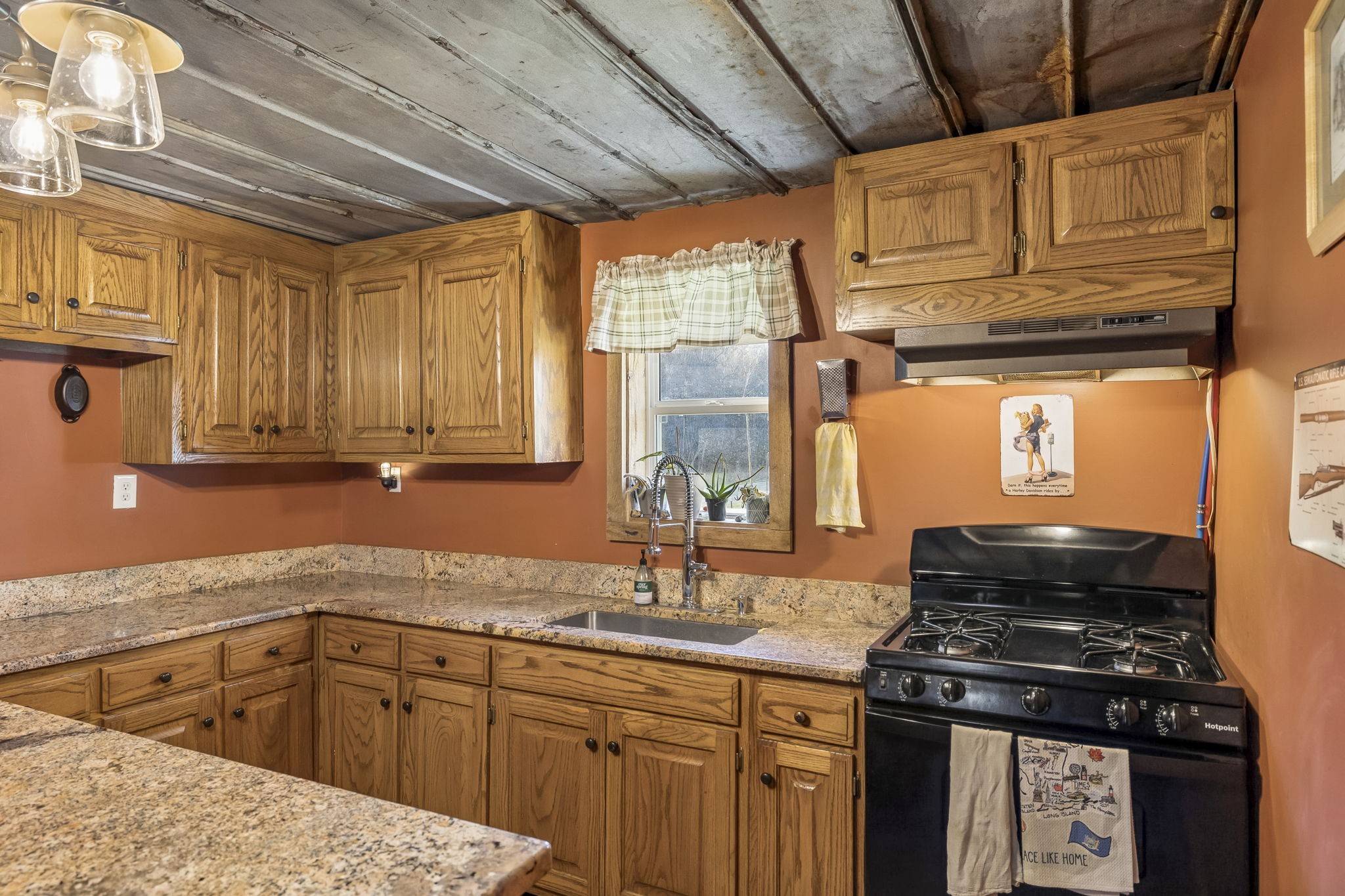 852 Highway 100, W Centerville TN 37033