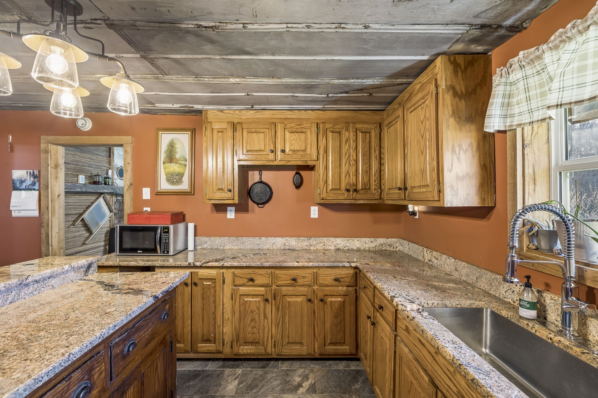 852 Highway 100, W Centerville TN 37033