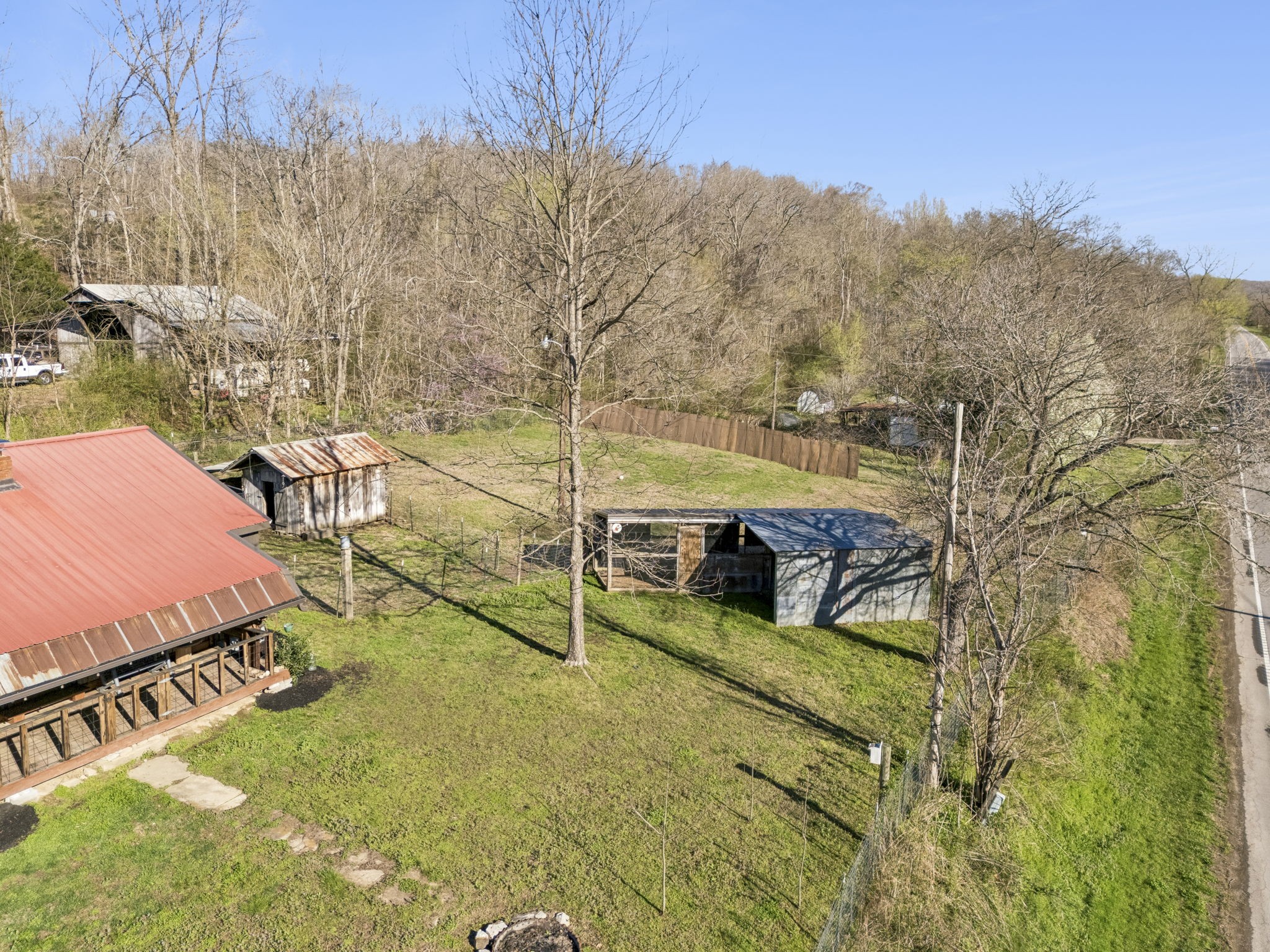 852 Highway 100, W Centerville TN 37033