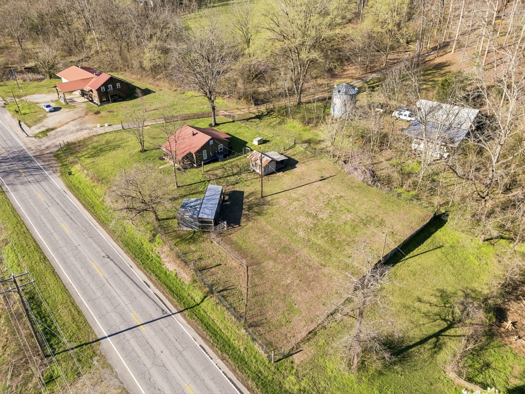 852 Highway 100, W Centerville TN 37033