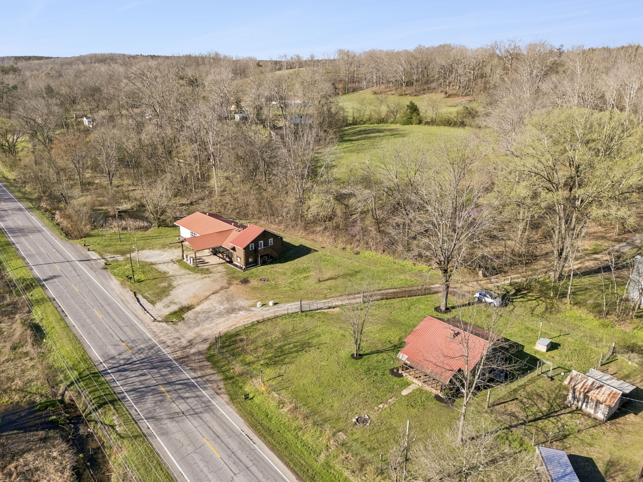 852 Highway 100, W Centerville TN 37033