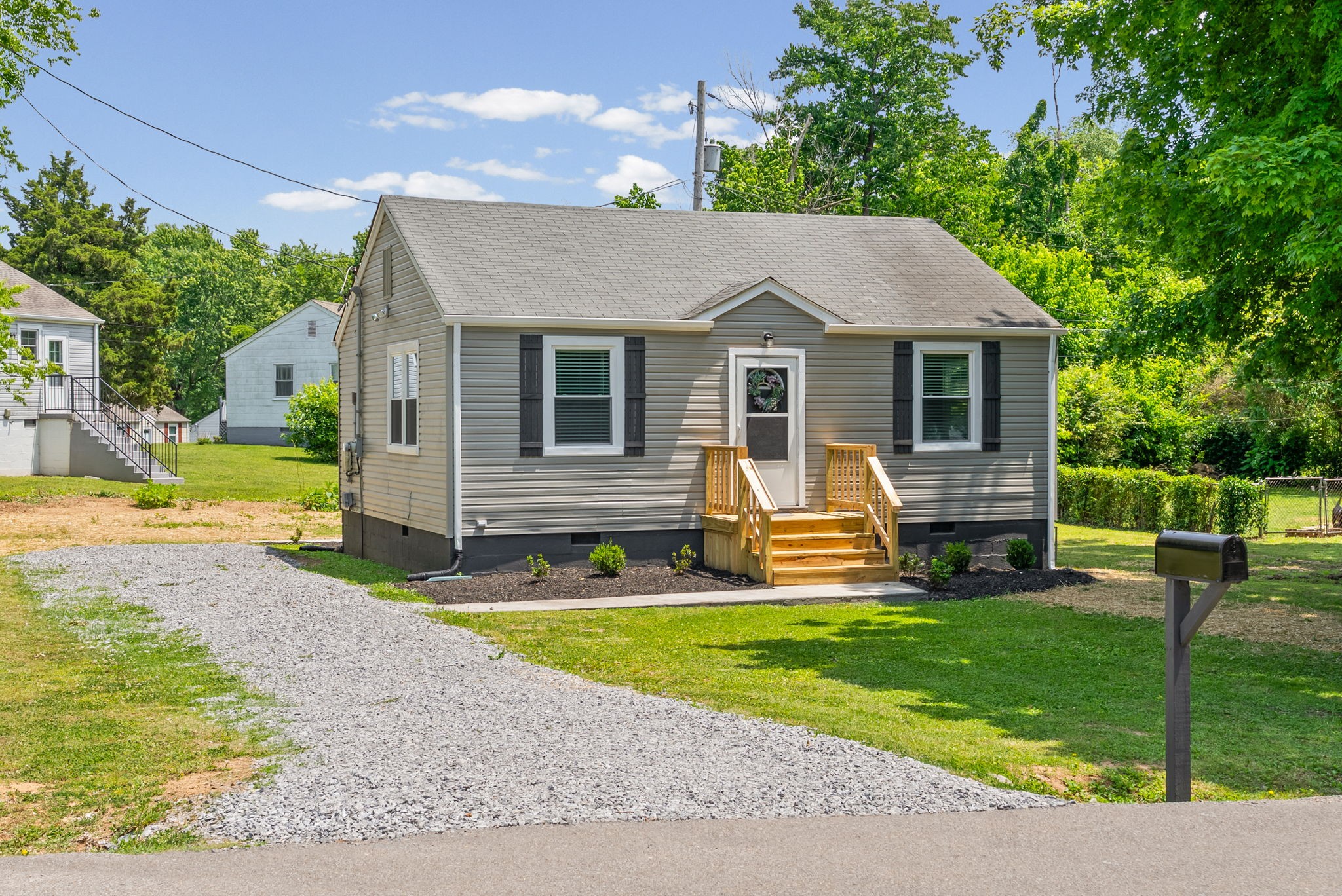 303 Park Lane Clarksville TN 37042