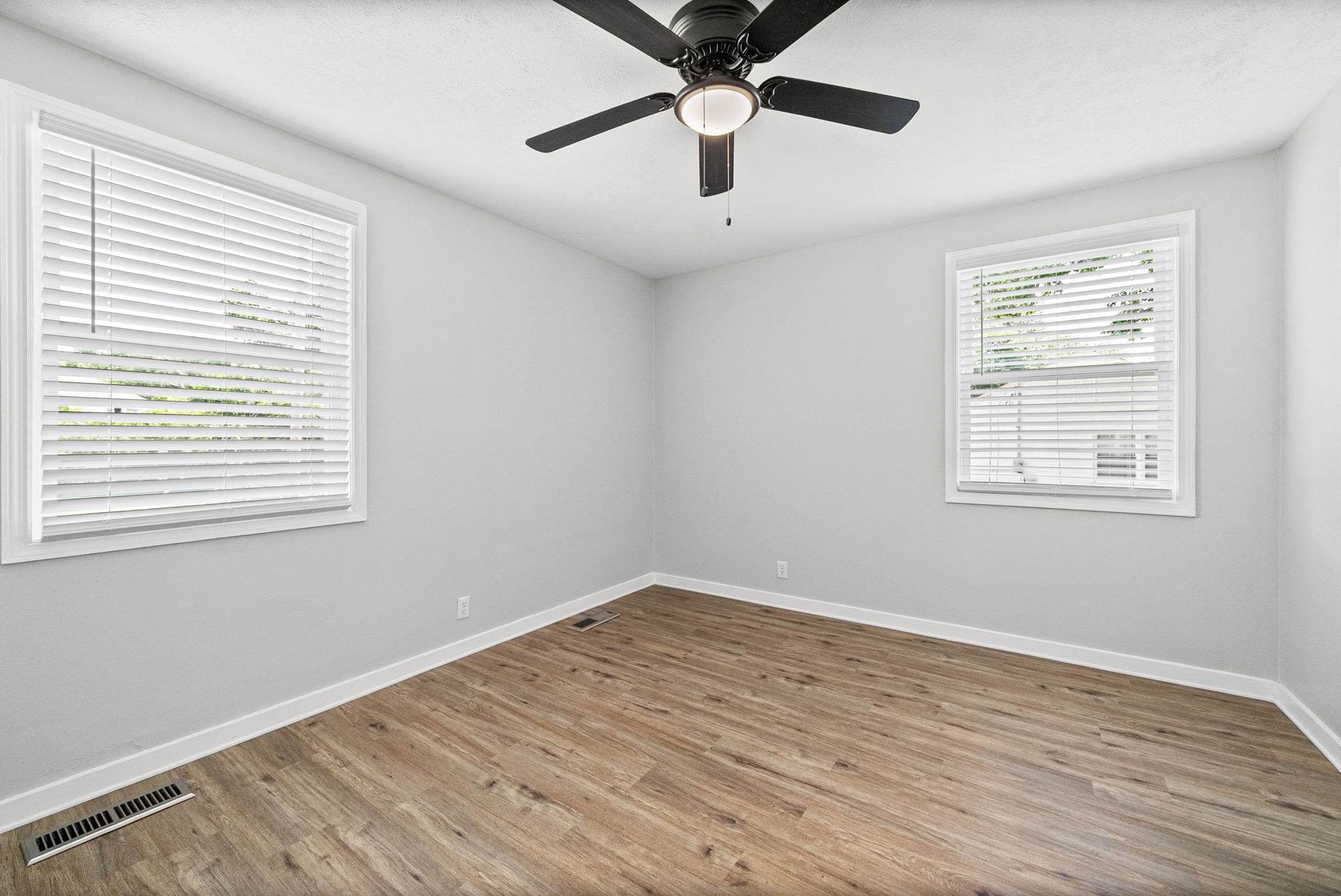 303 Park Lane Clarksville TN 37042