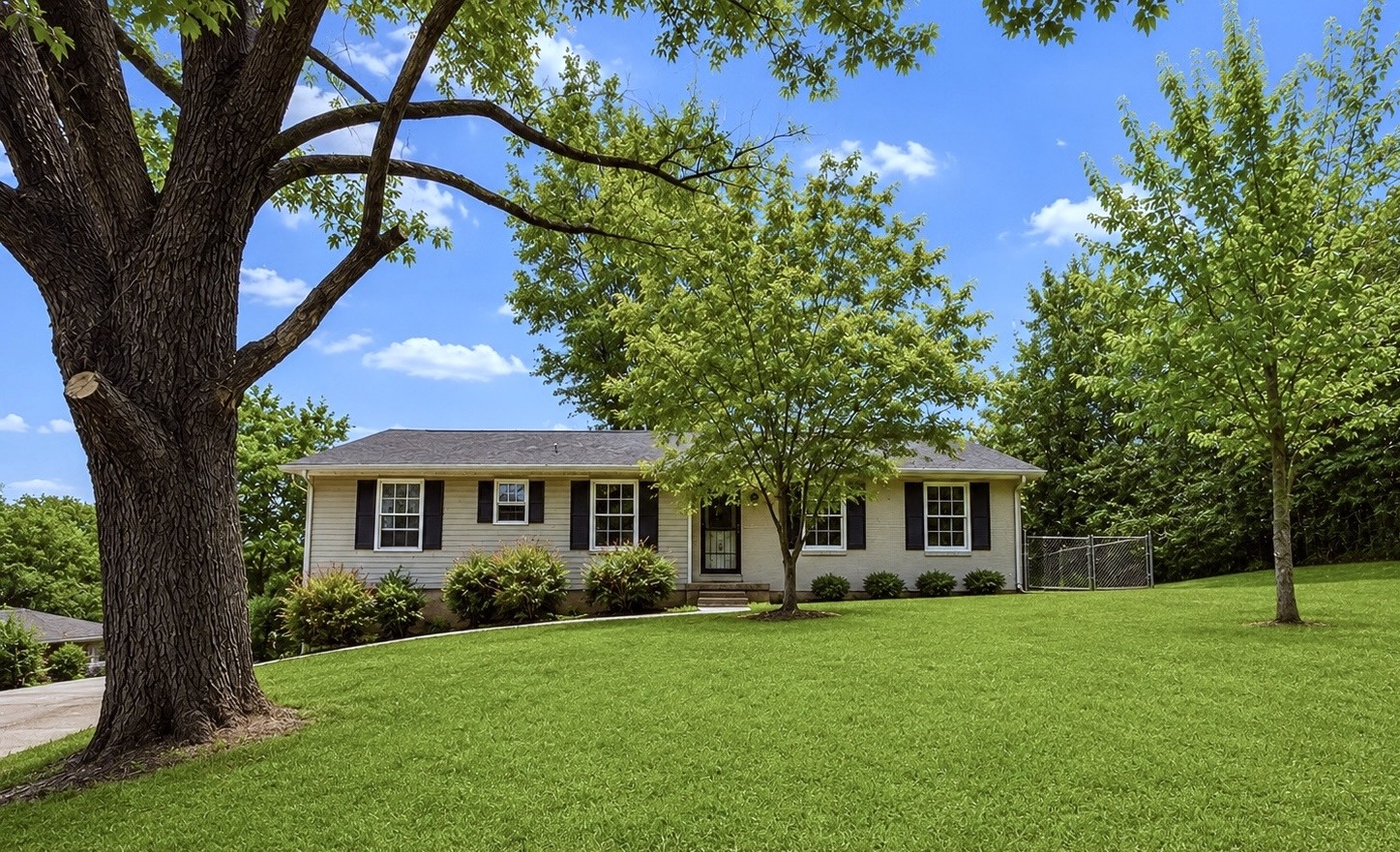 916 Beacon Drive Clarksville TN 37043