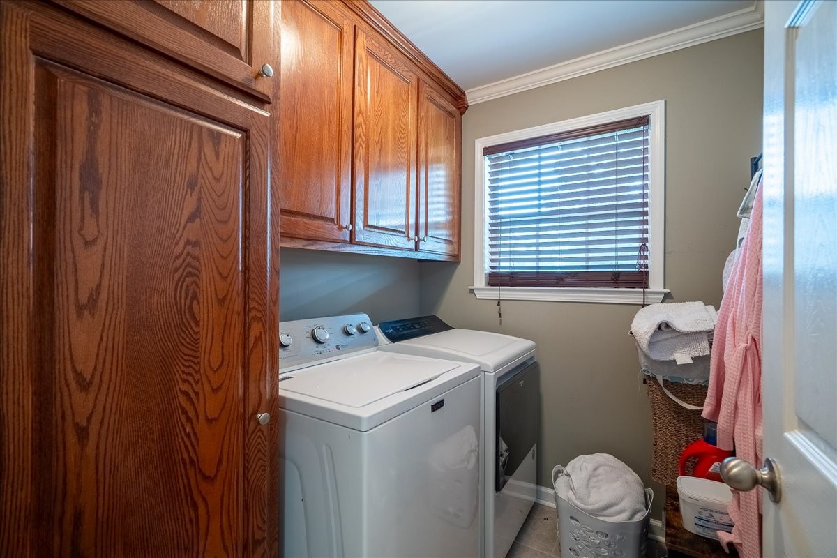 30 Taylor Circle Ethridge TN 38456