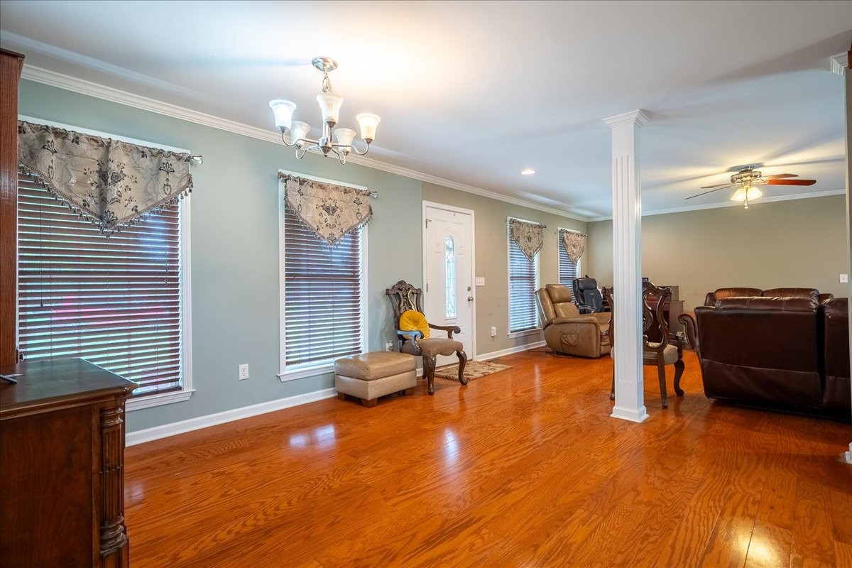 30 Taylor Circle Ethridge TN 38456