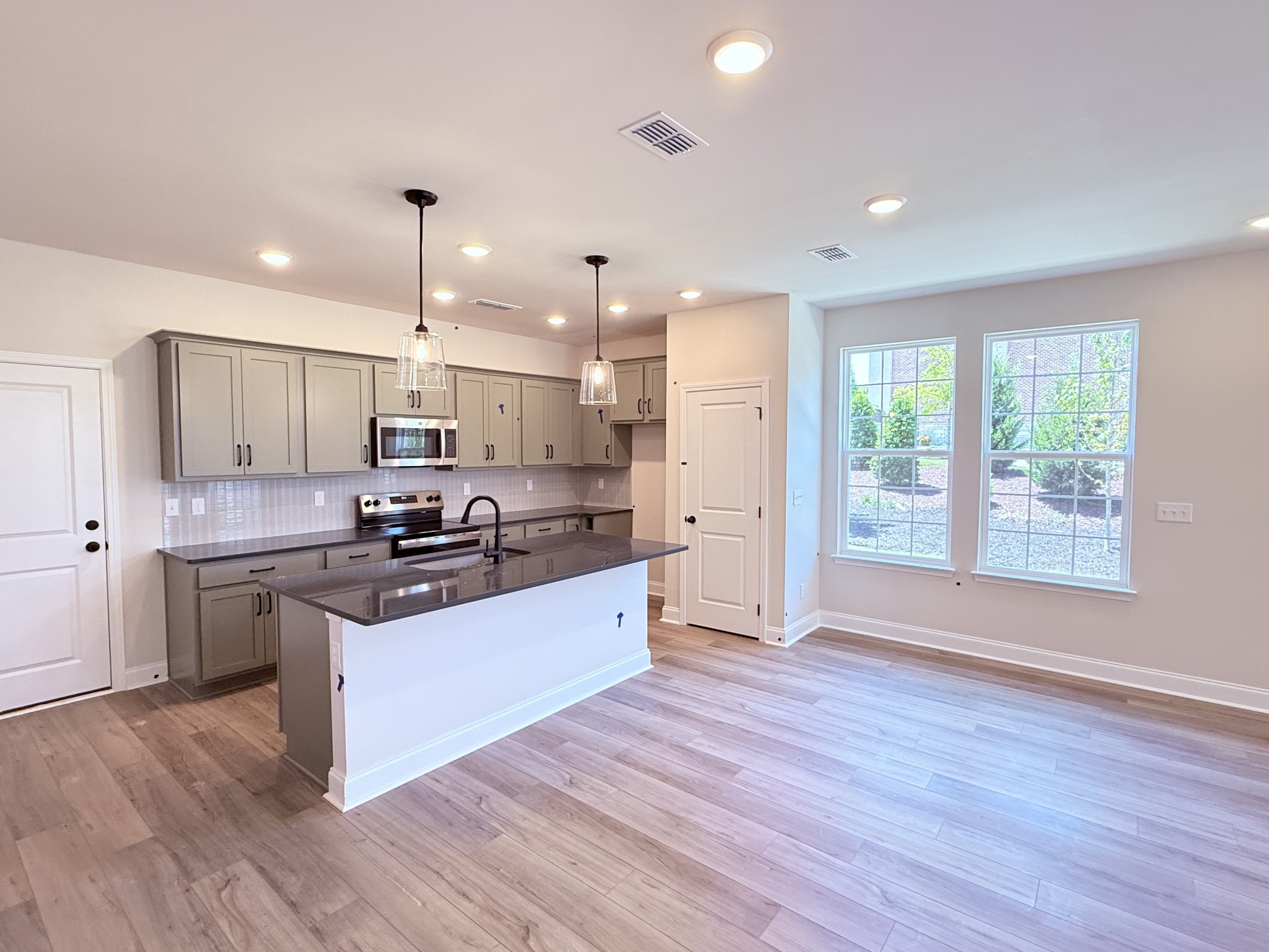 2718 Willowoak Trail Murfreesboro TN 37129