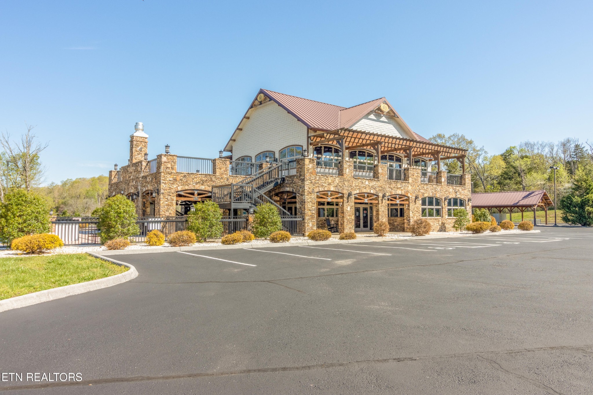 359 Walking Horse Trail Rockwood TN 37854