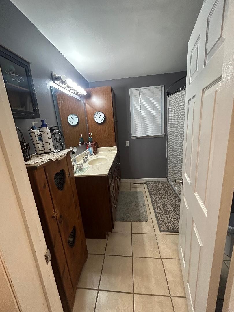 10819 Highway 13 Cumberland City TN 37050