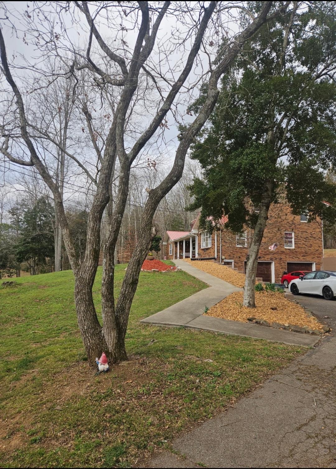 10819 Highway 13 Cumberland City TN 37050