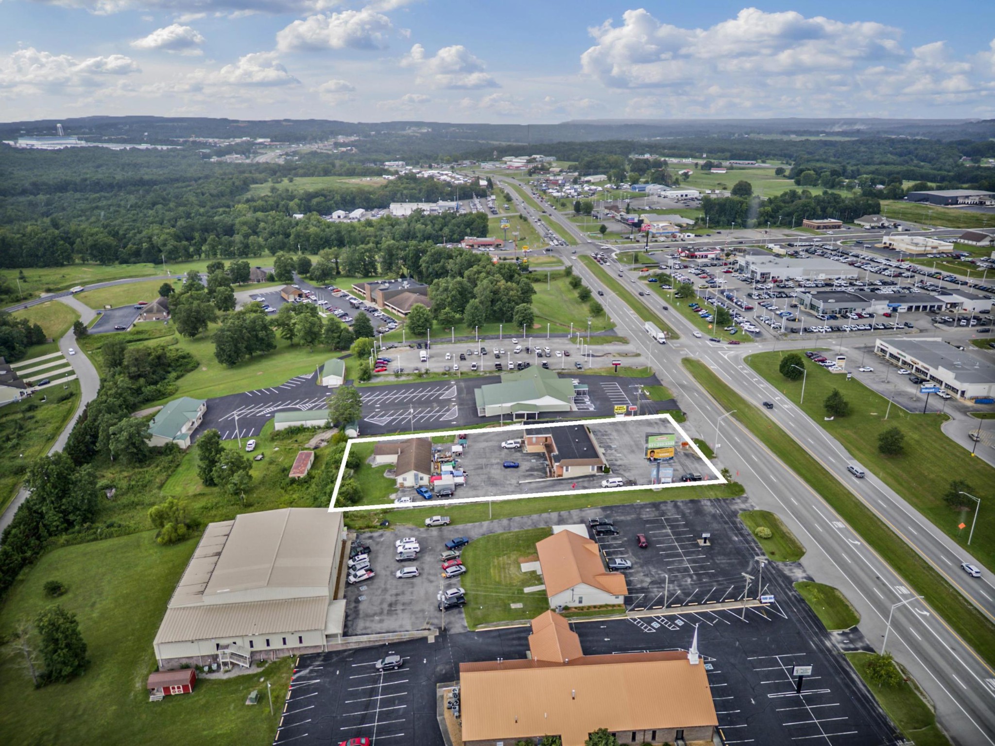 2627 N Main Street Crossville TN 38555