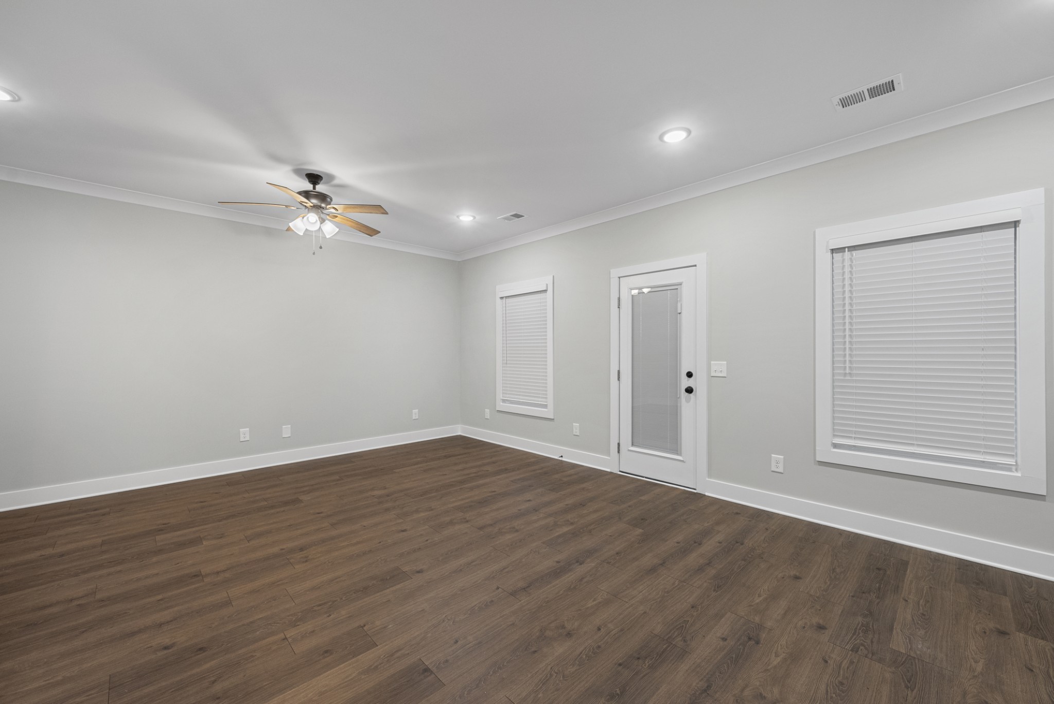 2624 S Main Street Springfield TN 37172