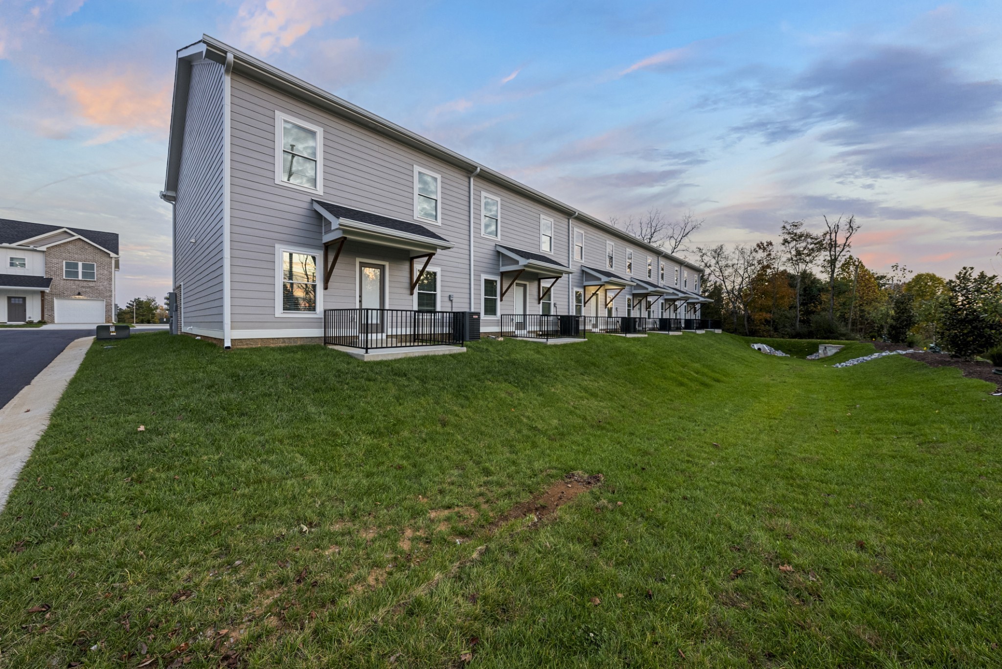 2624 S Main Street Springfield TN 37172
