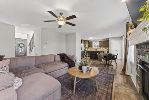 827 Crestone Lane Clarksville TN 37042