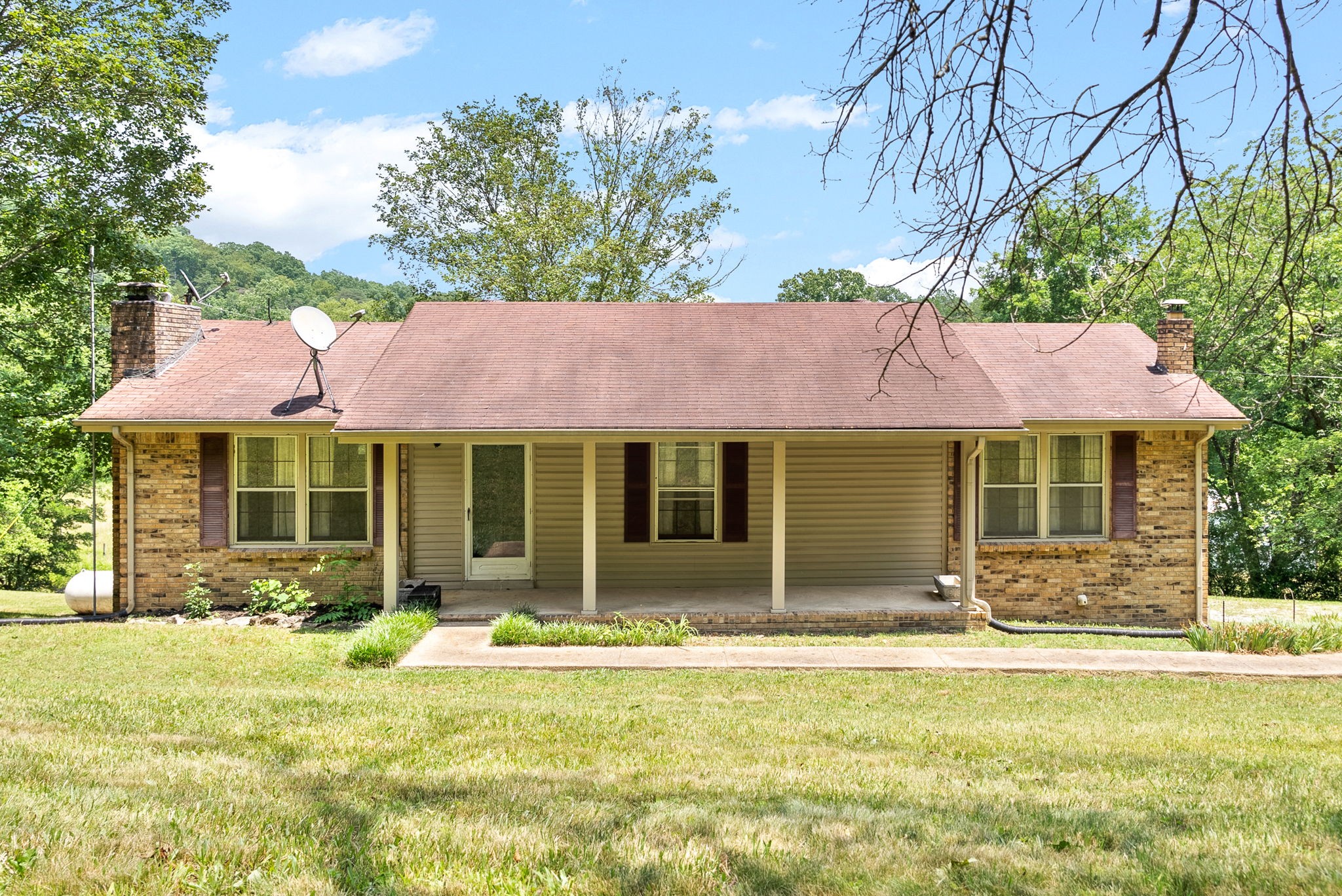 3513 Bowker Road Charlotte TN 37036