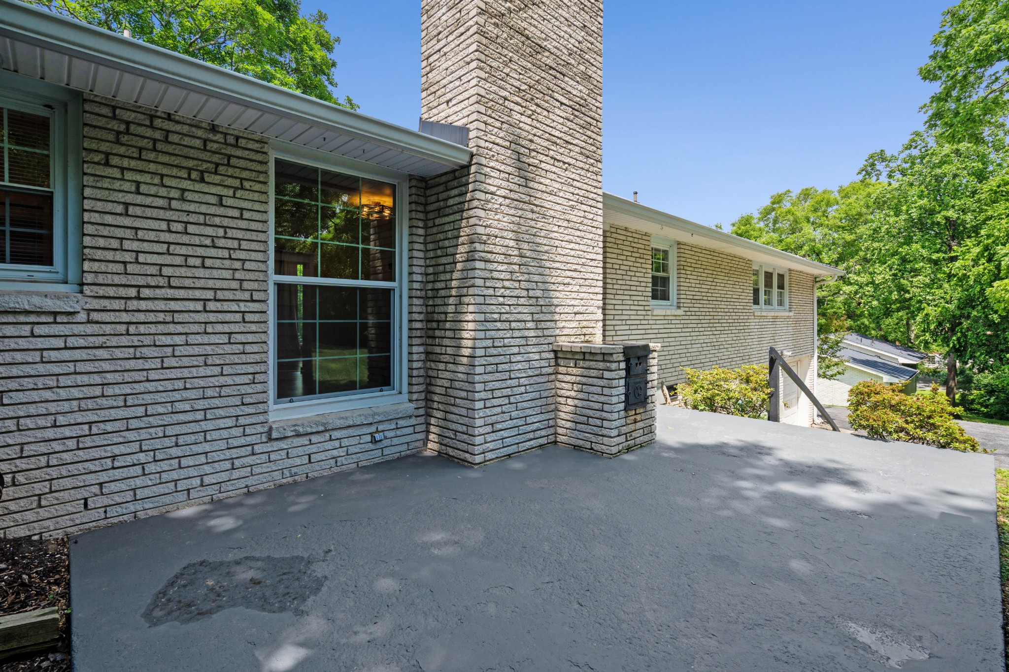 742 Currey Road Nashville TN 37217